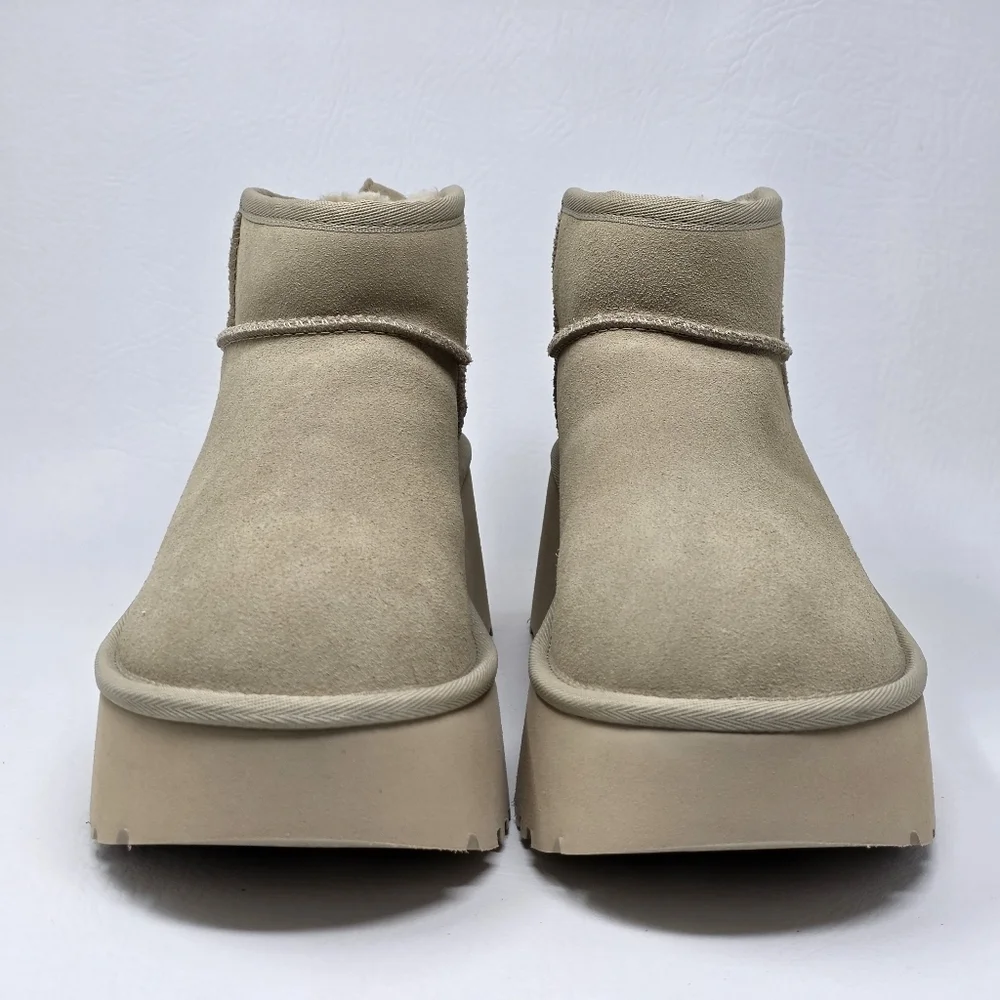 UGG womens mini